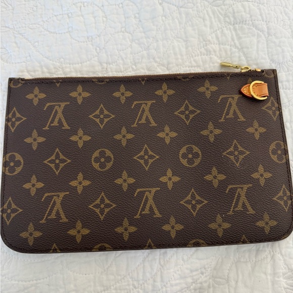 Louis Vuitton Monogram Clutch - Picture 2 of 4